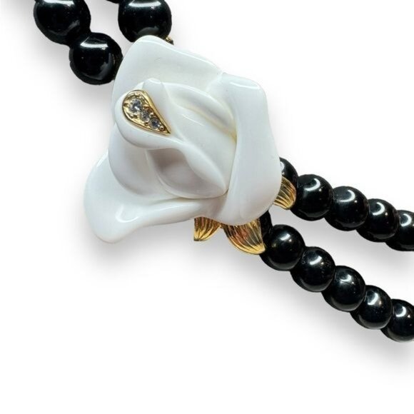 Avon Lucite Calla Lily Necklace Black Bead Double Strand 18" Vintage 80s-90s - Picture 3 of 5